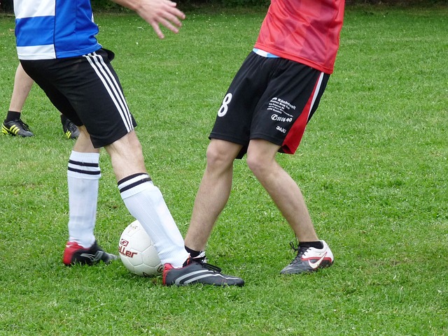 篮球——NBA常规赛：勇士胜灰熊.